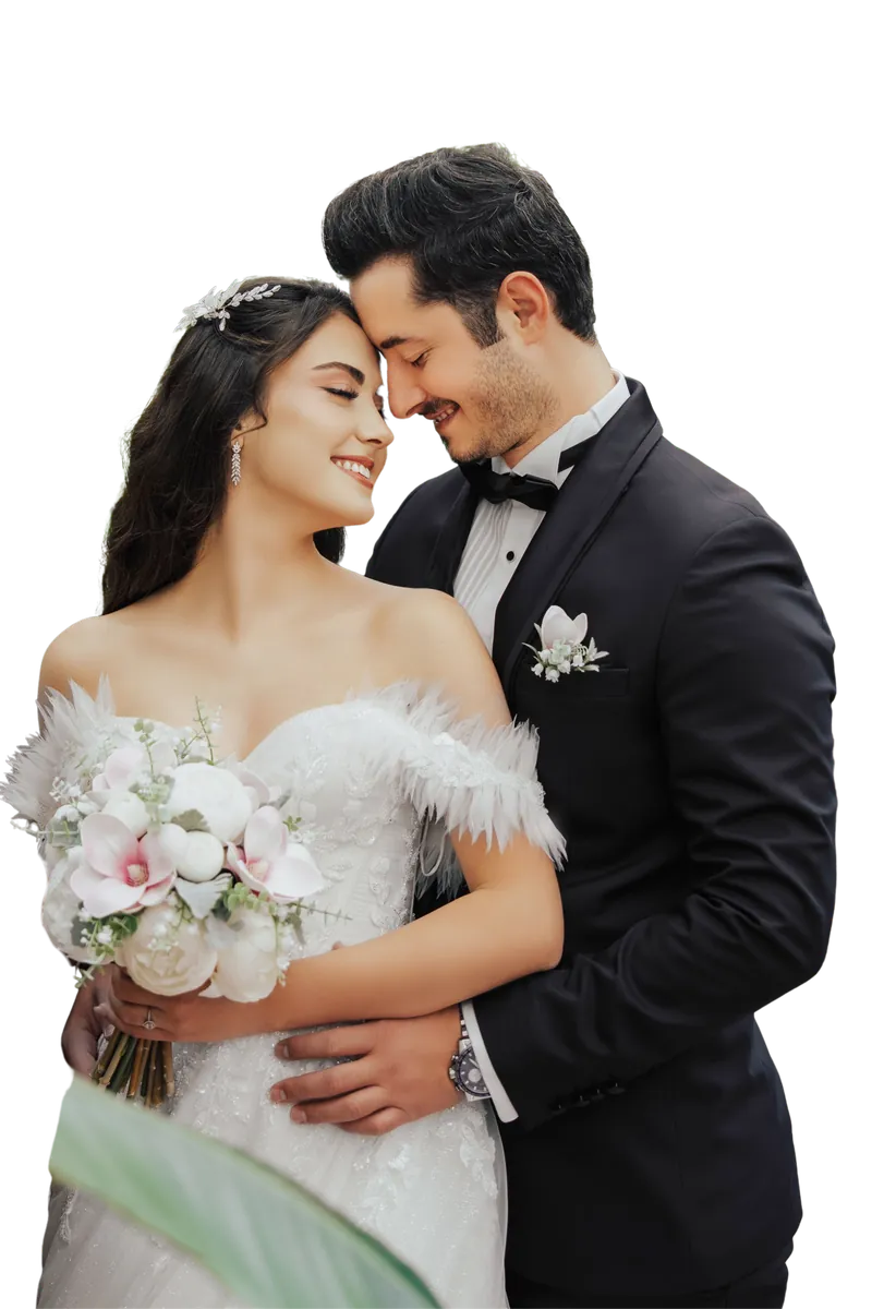 Pareja de novios abrazados